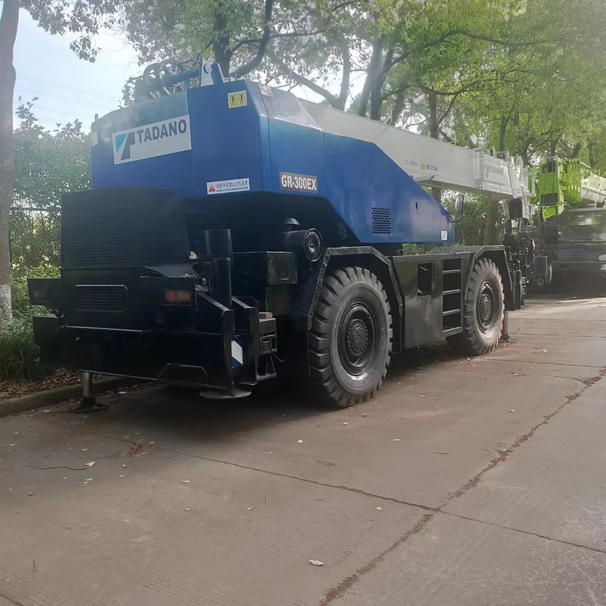 Used 30 ton crane TADANO GR-300EX Original engine Safe and stable Good condition Used rough terrain crane