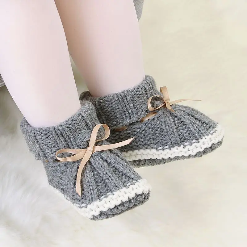 
Mimixiong Wholesale Knitted 100% Acrylic Soft Baby Toddler Shoes For Kids Hot Sale Cute Style Winter Warm Children Baby Shoes 