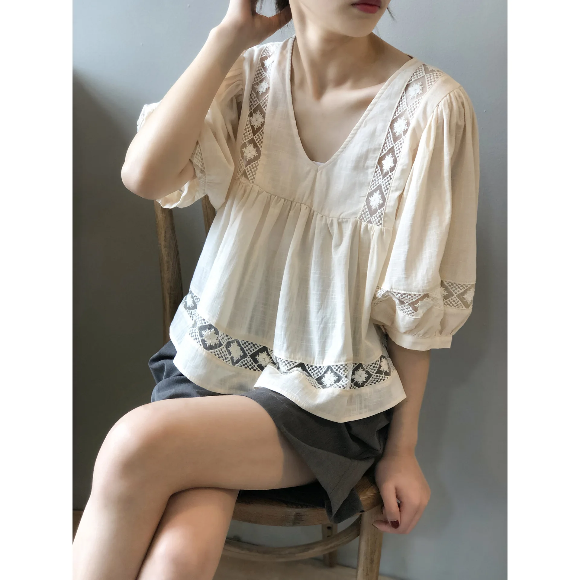 BL830018 korea style fashion vintage puff sleeve lace patchwork v neck summer women shirts blouses and tops