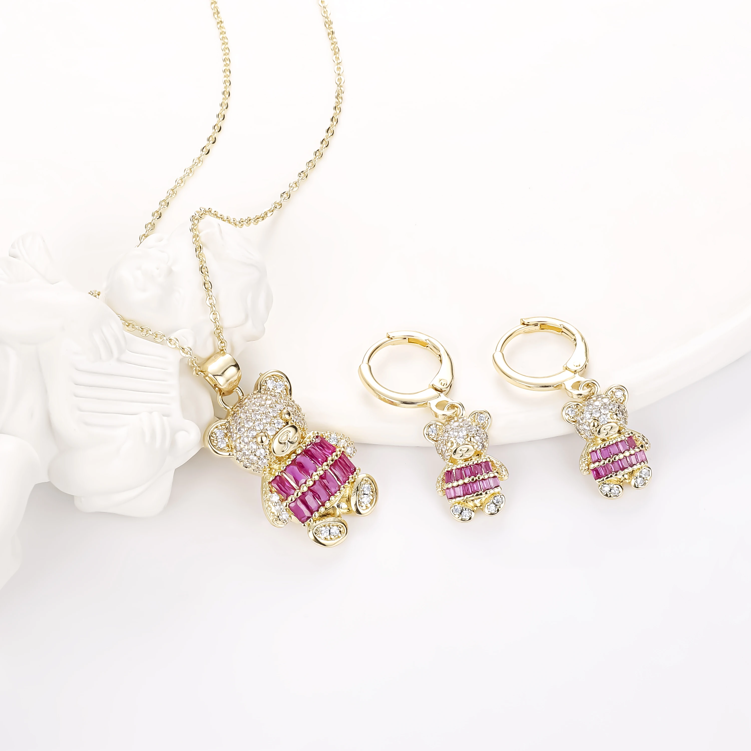 CM Jewelry Fashion Conjuntos De Joyeria 14K Gold Plated Women Jewelry Sets Zircon Earrings Pendant Necklace Cute Bear Sets