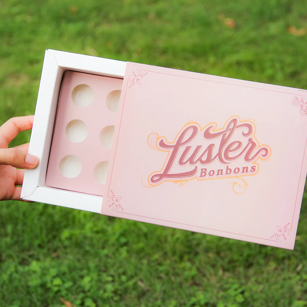 Wholesale Custom Chocolate Box Luxury 2022 Latest Products Candy Carton Boxes with Insert Food Cake Box Cake Packaging CMYK 100