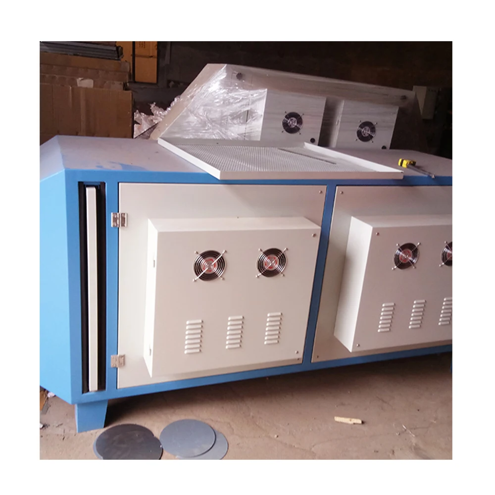 Plasma purifier for treating toxic and harmful gas