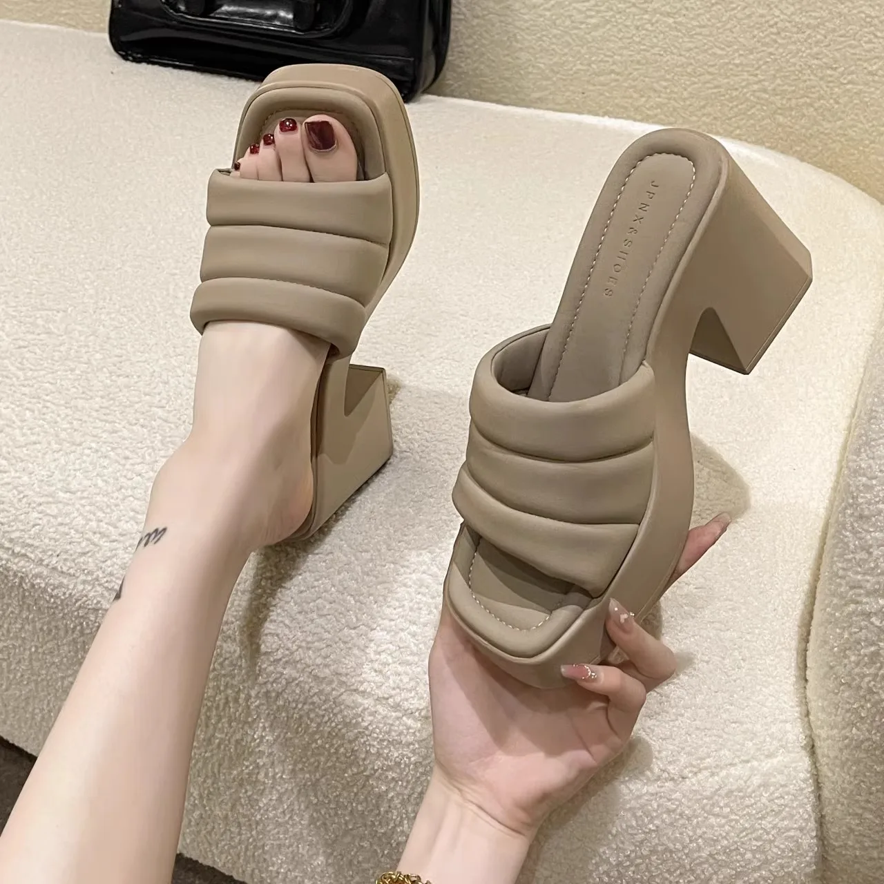 Factory Direct Wholesale ladies slippers and sandals slippers for women sandals designer slippers famous brands