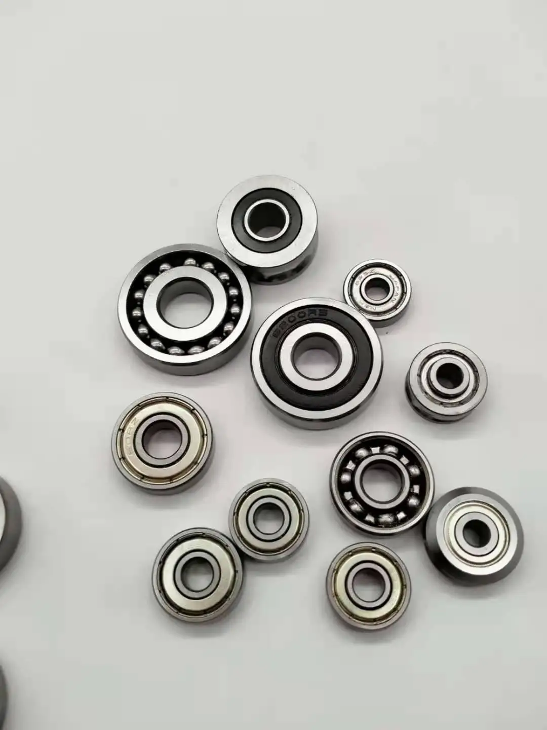High-speed precision factory direct selling deep groove ball bearings 608zz rs