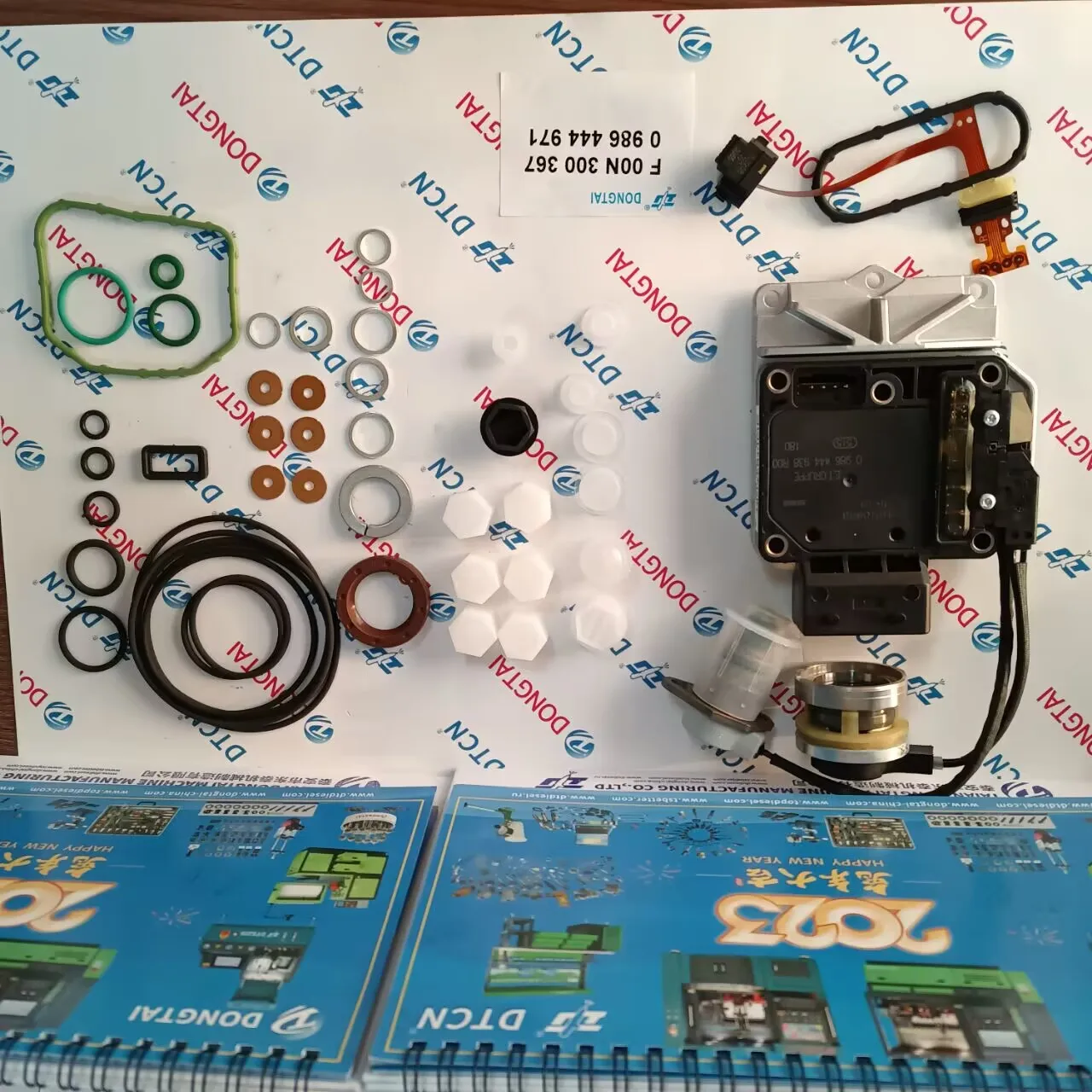 NO.621(1-1) Diesel Fuel VP44 PUMP ECU F 00N 300 367  F00N300367  0 986 444 971 0986444971