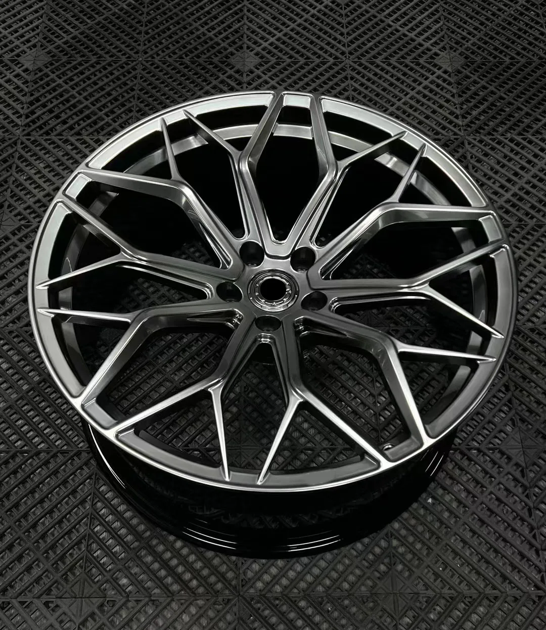 Lightweight Custom 5 Hole Alloy Wheels 6061-T6 Forged Car Wheels For Luxury Cars Passenger Car Wheels For Audi A4L/A5/A8/A3