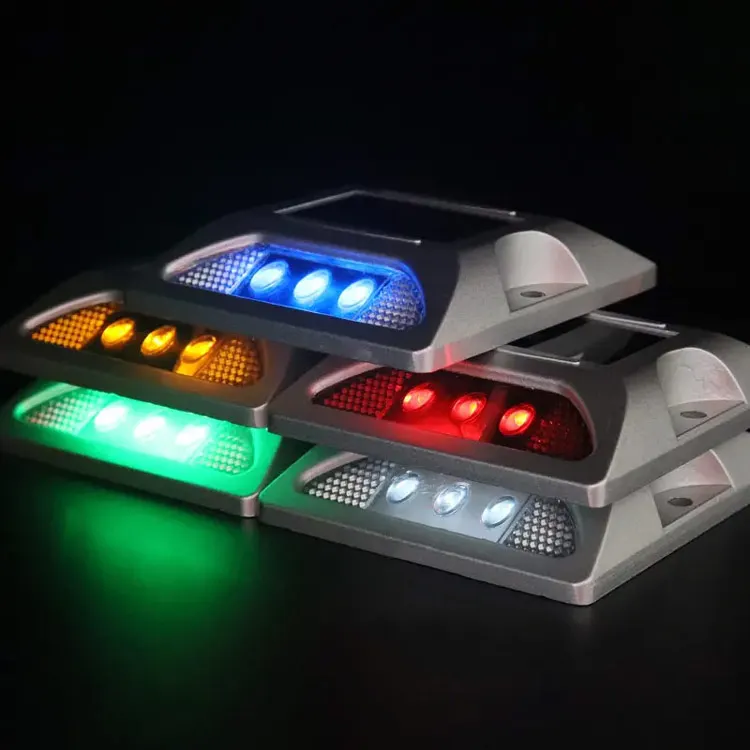Solar Panel Powered Waterproof Solar Aluminum Road Stud Led Reflective Road Mark Cat Eyes Highway Light