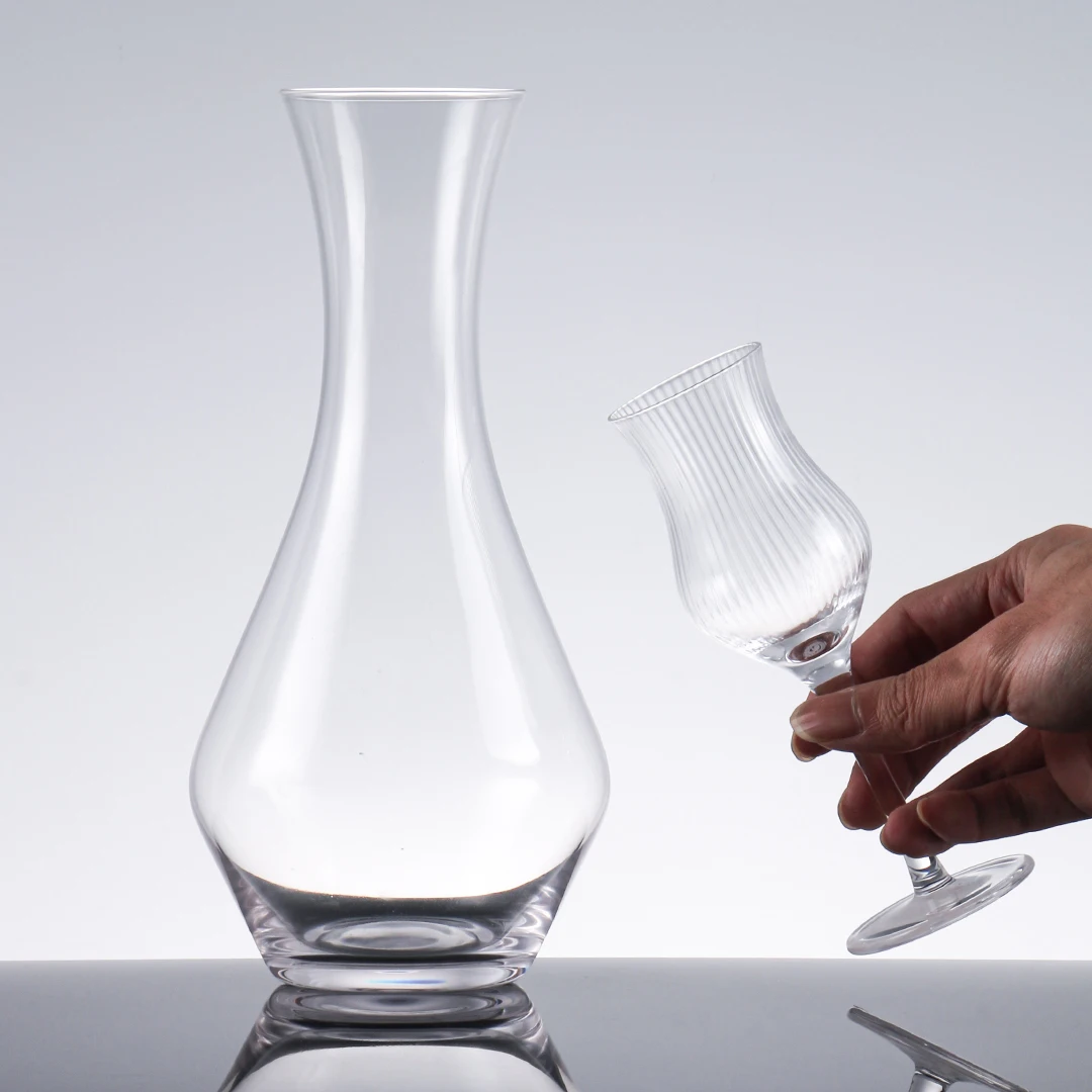 Private Label Custom Hand Blown Clear Glass Wine Carafe Wine Decanter As a Gift Or At Home