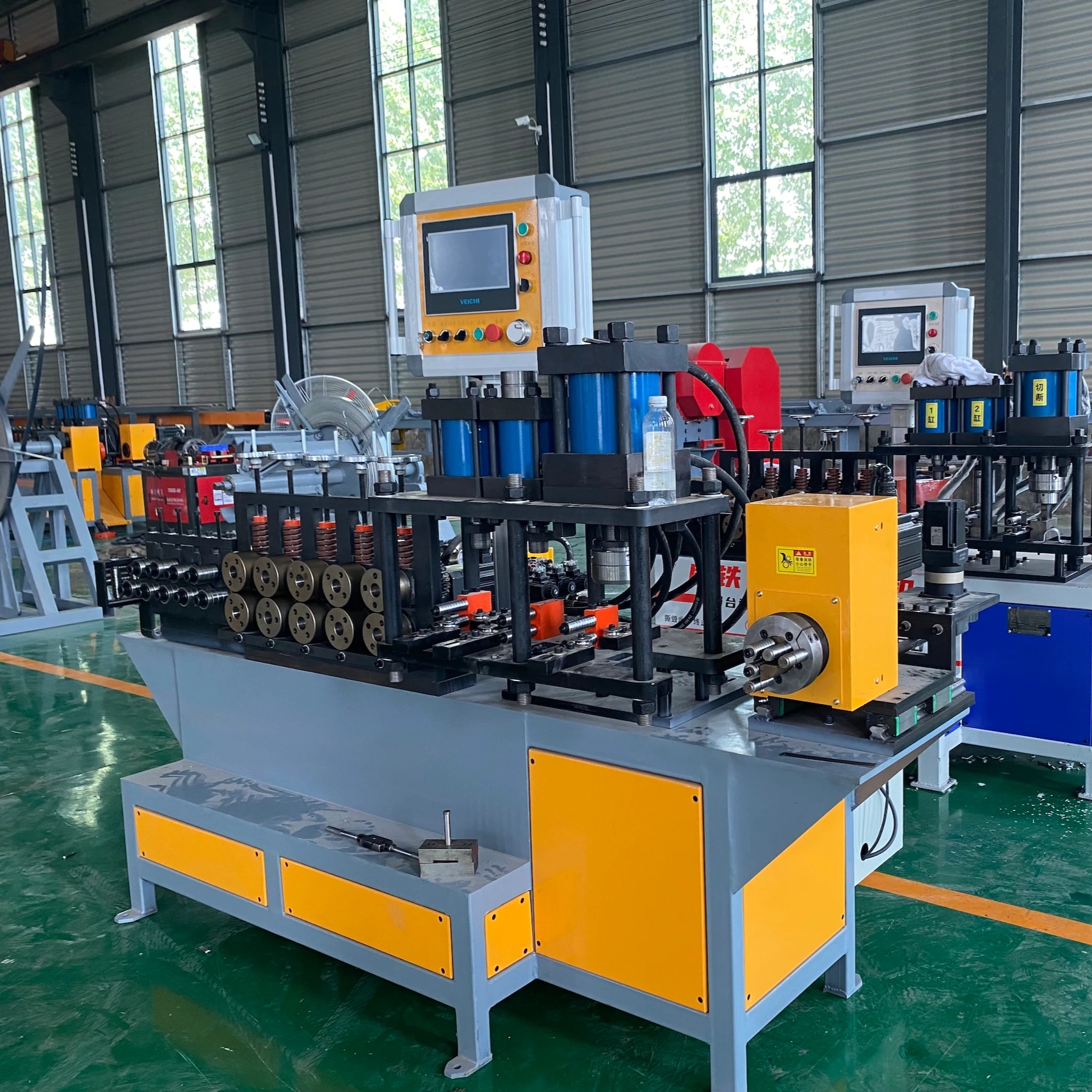 TCYT Electric Iron Accessories Processing Equipment Holt-hoop Iron Pressing Machine