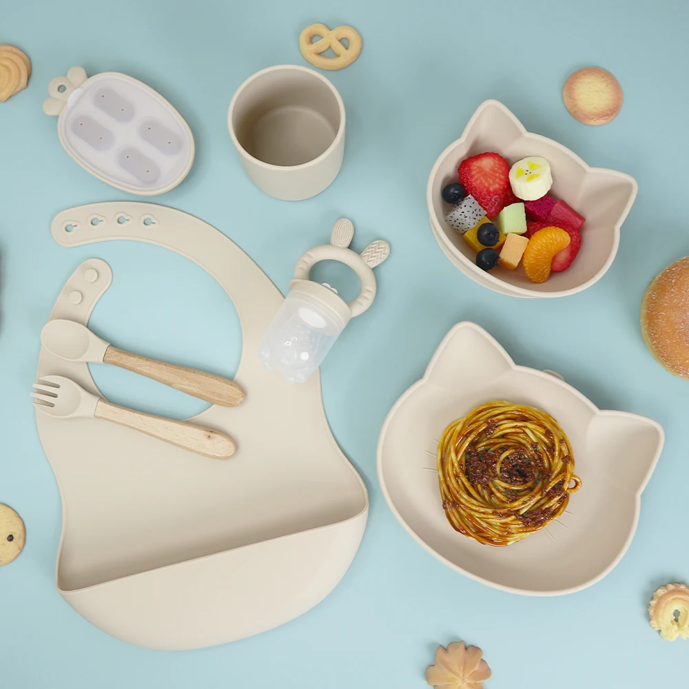 New Design BPA Free No Spill Baby Bowl Suction Kids Plate Cat Animal Silicone Baby Feeding Set