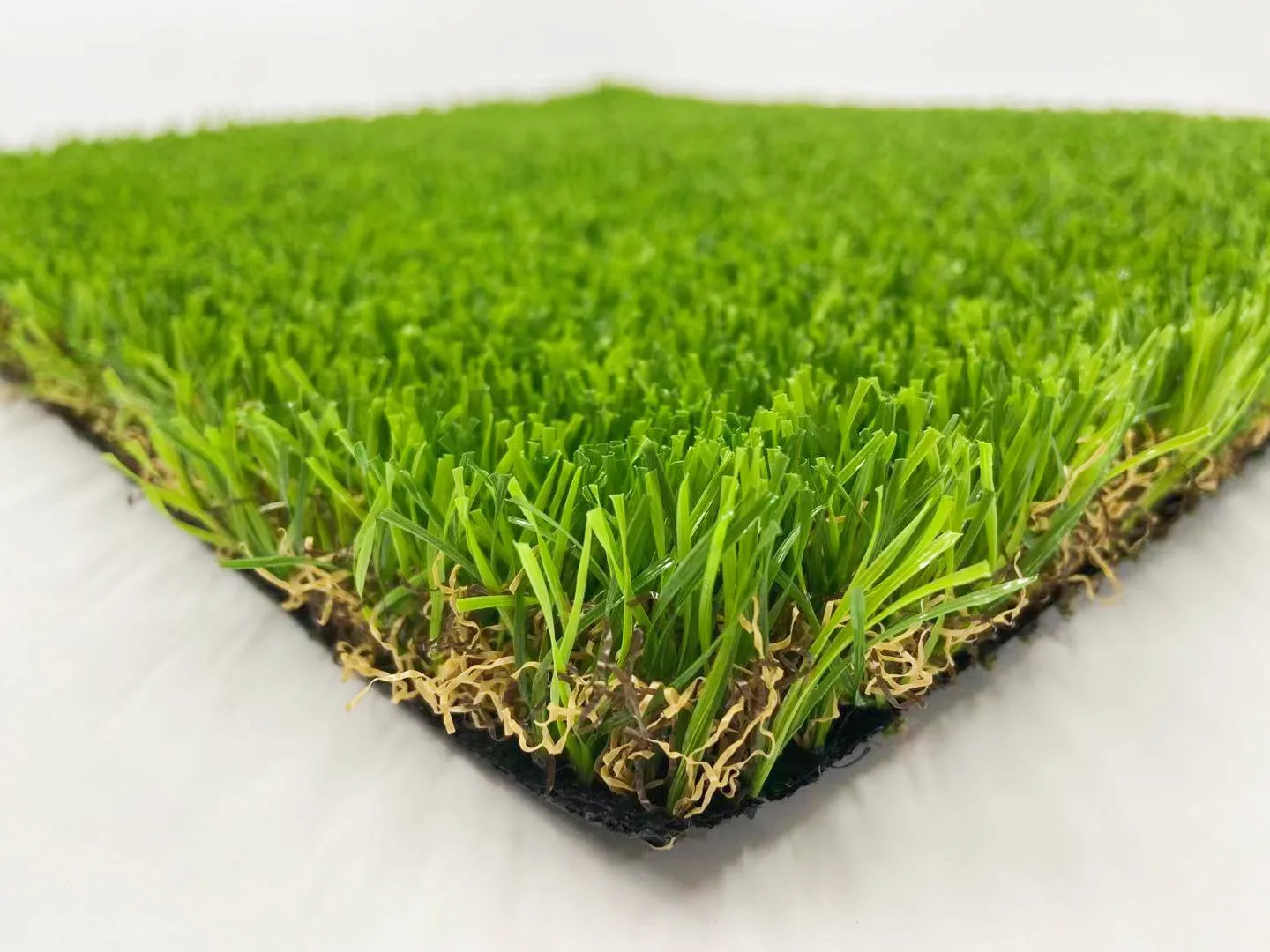 Lvyin Factory Customization Synthetic Carpet Artificial Grass With Free Samples