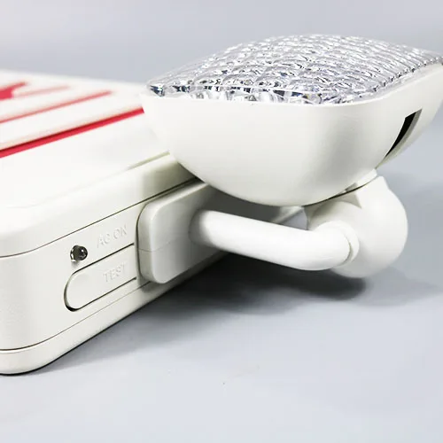 Североамериканский Стандартный Красный Зеленый односторонний перезаряжаемый светодиодный комбинированный аварийный выход световой знак