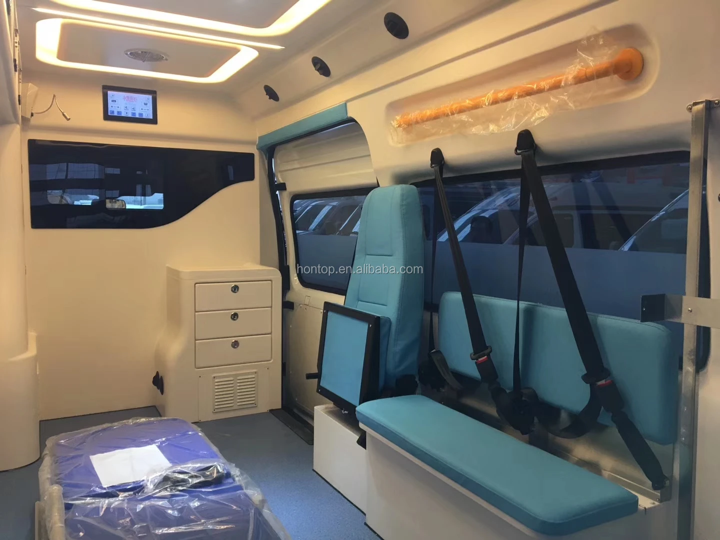Dongfeng BLS  ward type ambulance