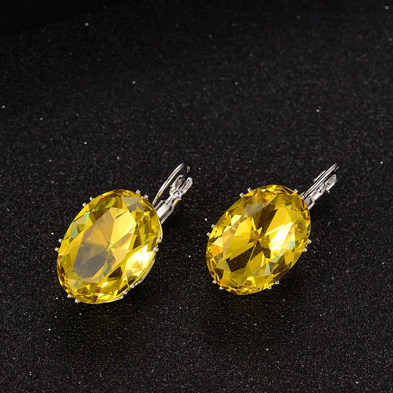 Summer ladies vintage minimalist square lab grown diamond earrings