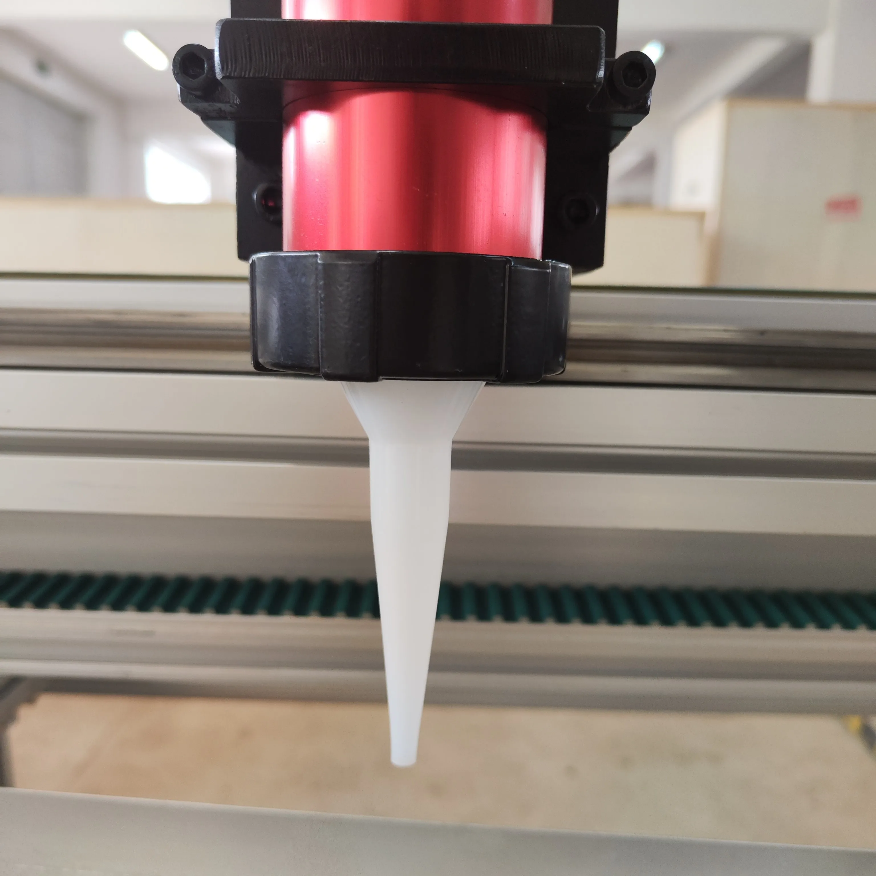 Frame Gluing Machine Making Solar Panels Silicon Gel Smoothly Glue  Aluminum for Semi Automatic Solar Panel Manufacturing Plant