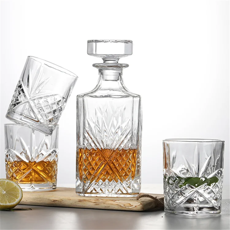 Wholesale 750ml/26oz Whiskey Glasses & Whiskey Decanter Set With Gift Box