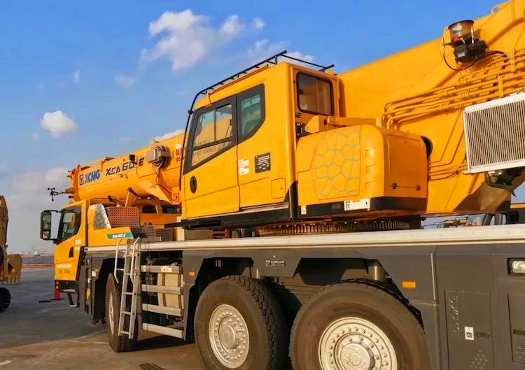 XCMG Official 40t 35m 4-Section Telescopic Boom Crane XCA40_E All Terrain Crane for the European