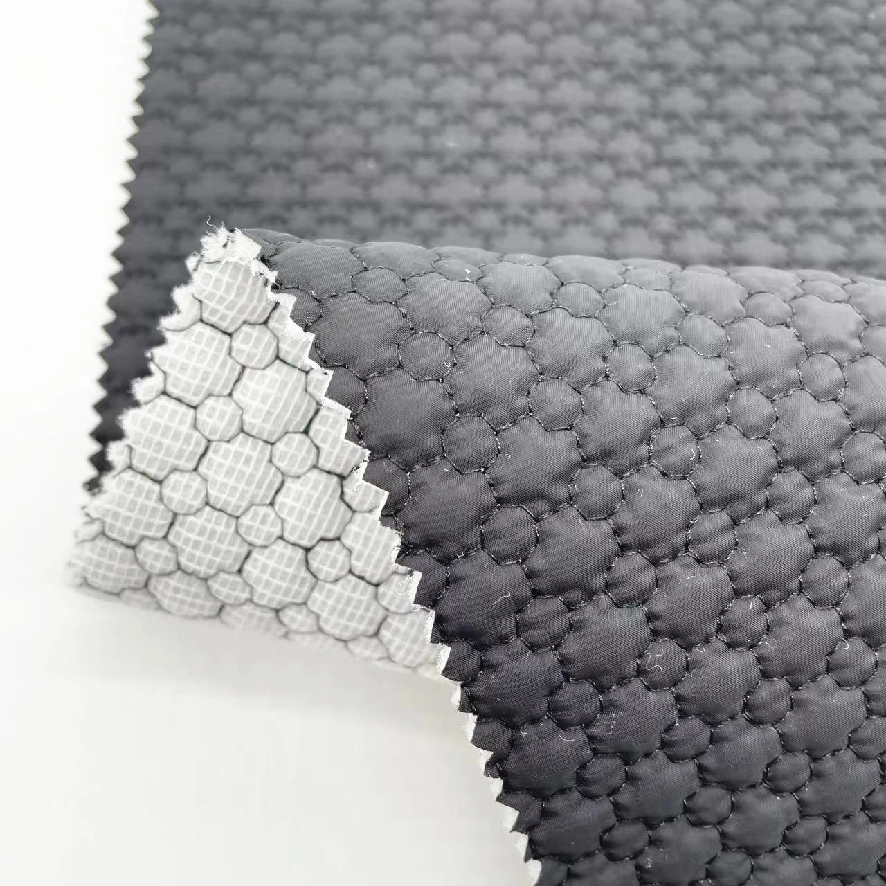 High quality 100%Polyester waterproof quilting fabric 300T taffeta  quilted cotton fabric cotton quilting fabric