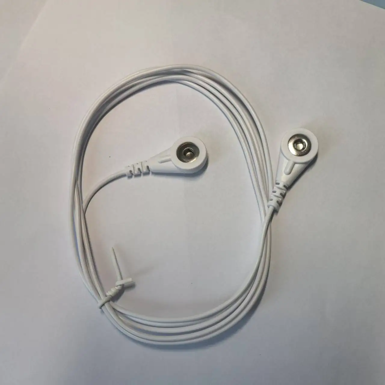 Anti-Static ESD Grounding Cable White One Meter Cord With Double Snap For Earthing Grounding Pillow Case