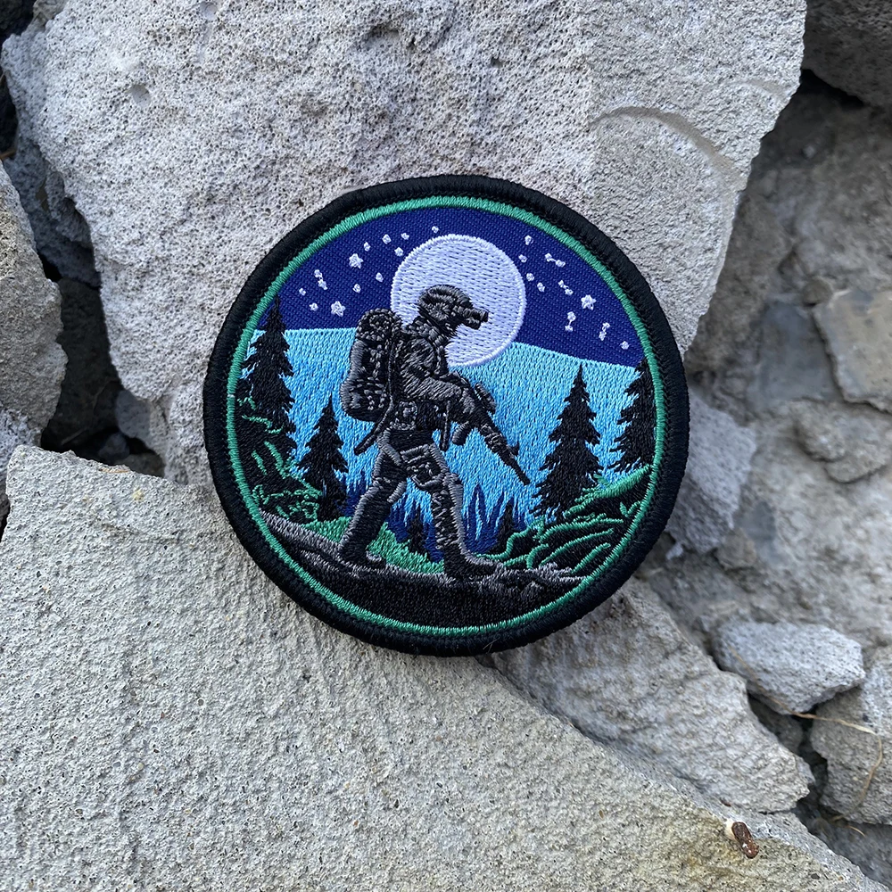 Wholesale Designer Custom Embroidered Embroidery Patches Iron On For Clothing