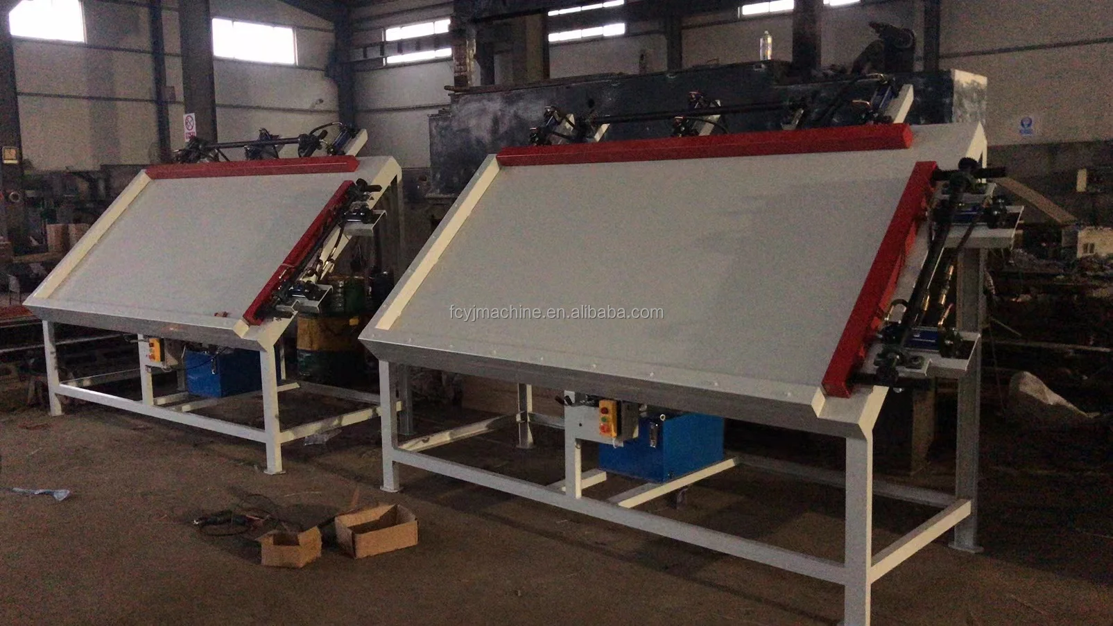 Высокочастотный древесины фуганок композитор зажим приспособление Перевозчик гидравлический штамповочный пресс дверная рама в сборе машина