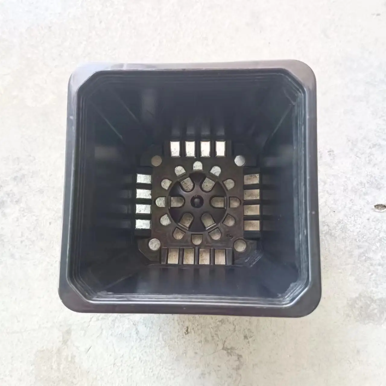 Black 3.5 inch Square Nursery Seedling Flower Pot Plastic Seed Start Germination Pot for Plant Propagation and Seeding