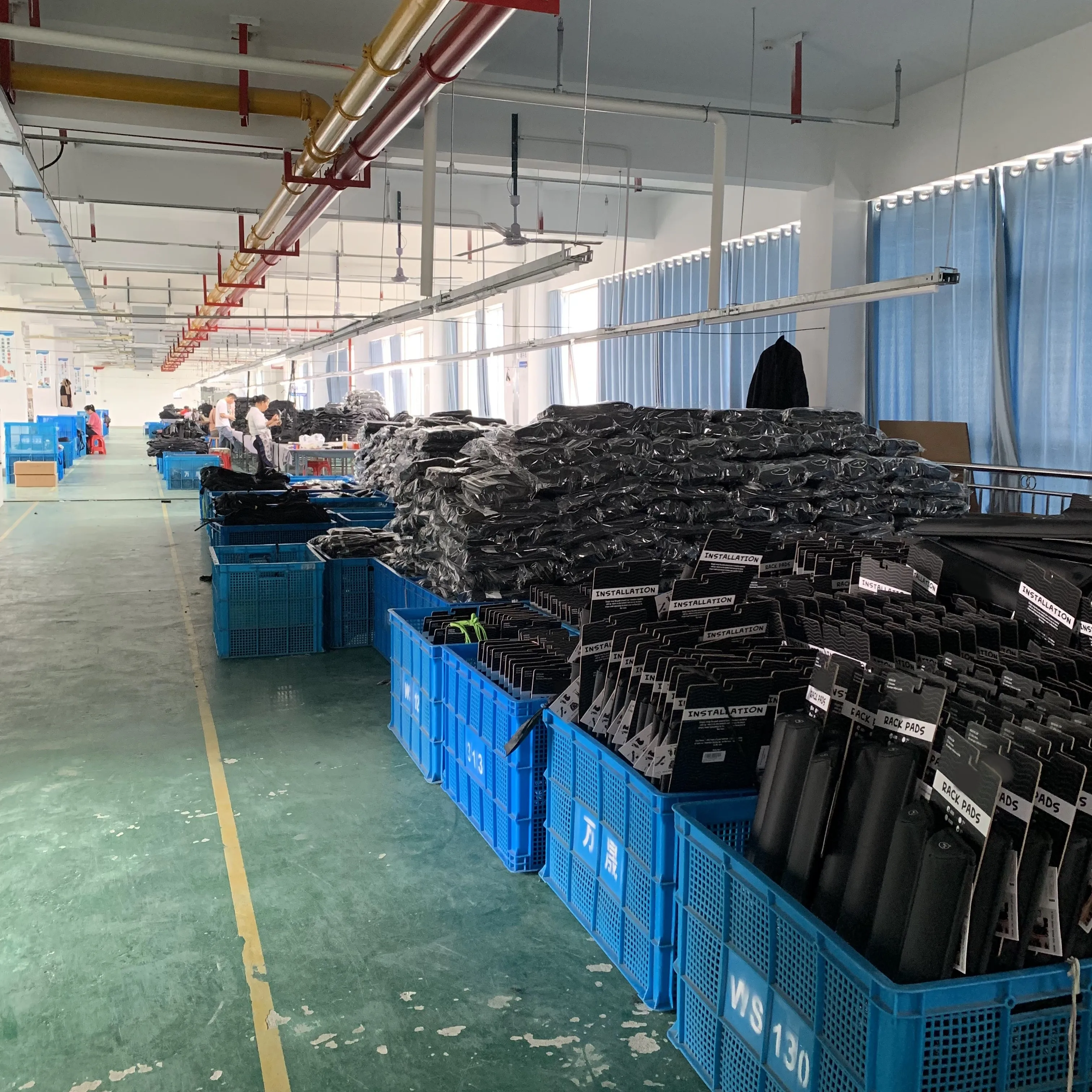 Hot Upgraded Universal Soft Roof Rack Pad With Tie Down Straps Carrier Snowboard and Luggage Universal Car Roof Rack Top Pads