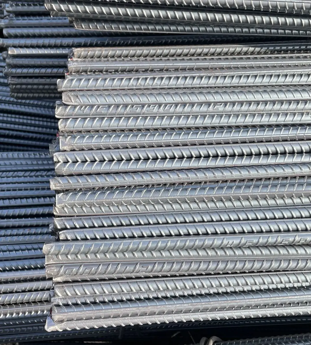 ASTM A615 BS4449 B500b Carbon Steel Reinforcing TMT Rebar