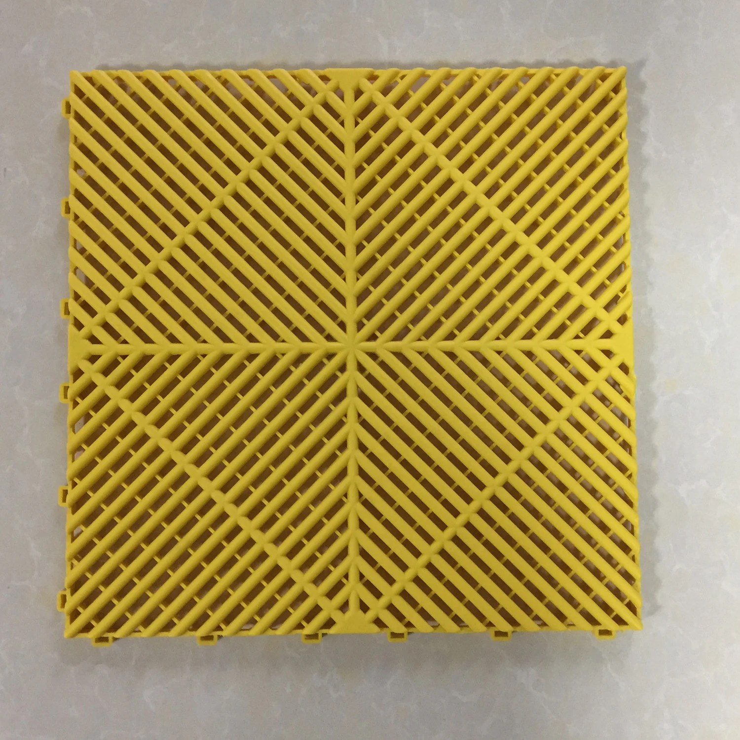 Factory Price Plastic Drainage Garage Flooring Tiles car repair workshop mats