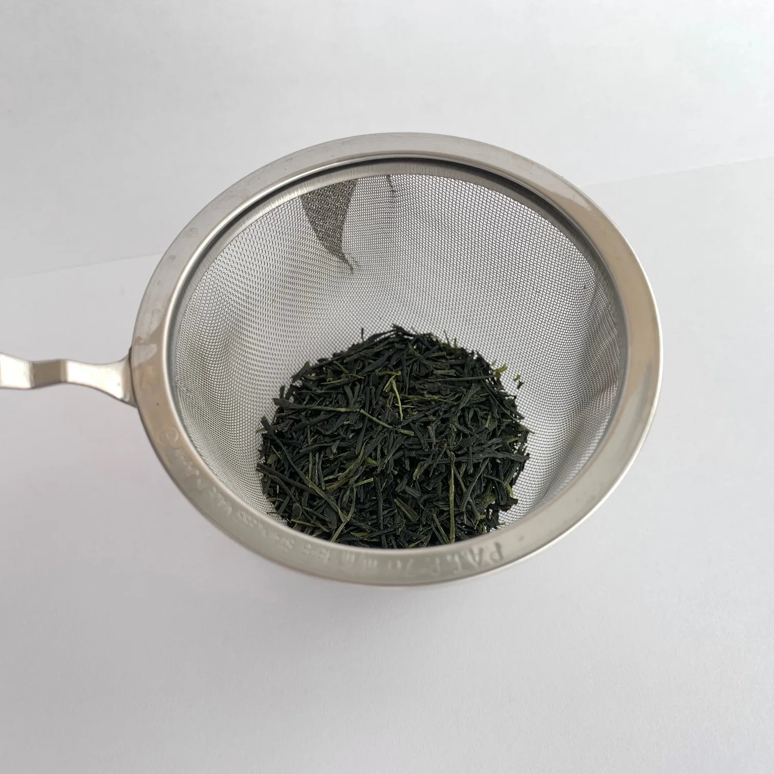 Roasted green tea leaves tea bags made in Japan plain package