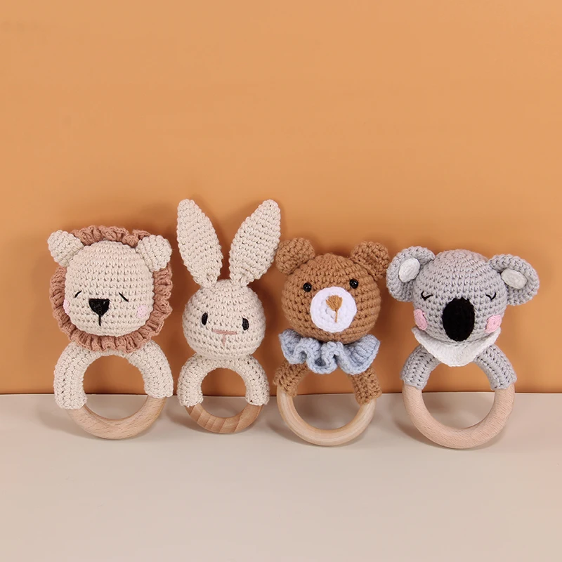 100% Natural Safety Handmade Wood Baby Crochet Rattle Teether Wooden Teething Crochet Rattle for Cheap