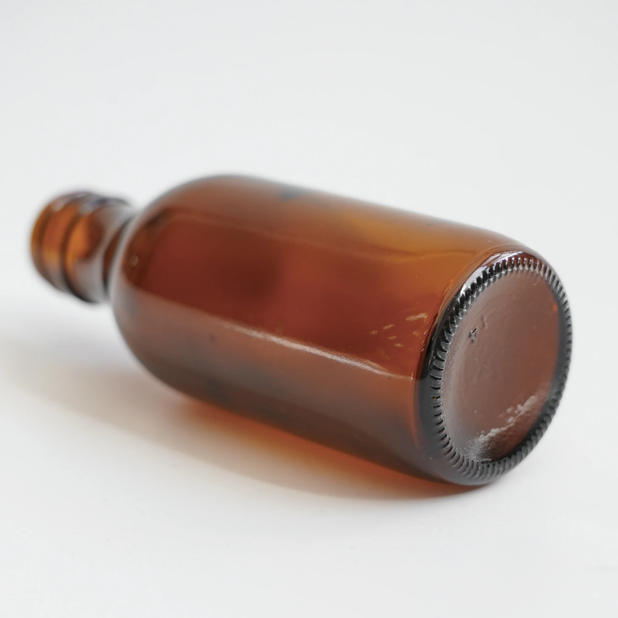 Wholesale Custom 160ml Premium Medicine Amber Round Glass Bottle