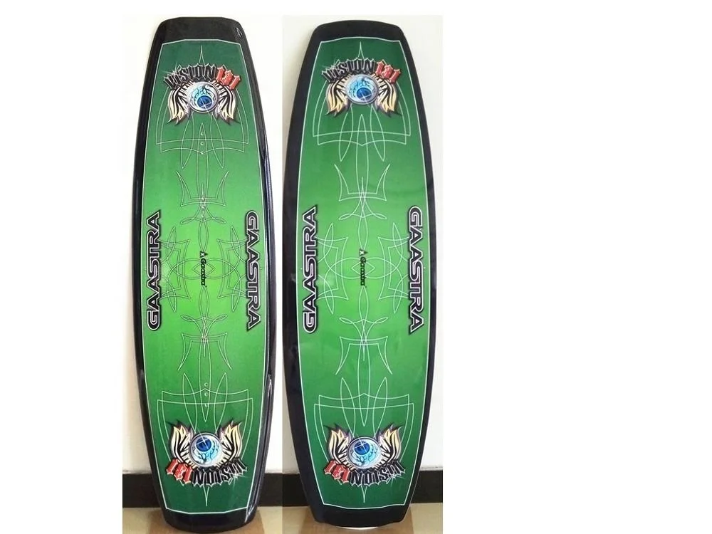 High Quality Unisex Wakeboard Surfboard New Style with Boat for Water Sports Made of Fiberglass and EPS for Ocean Waters