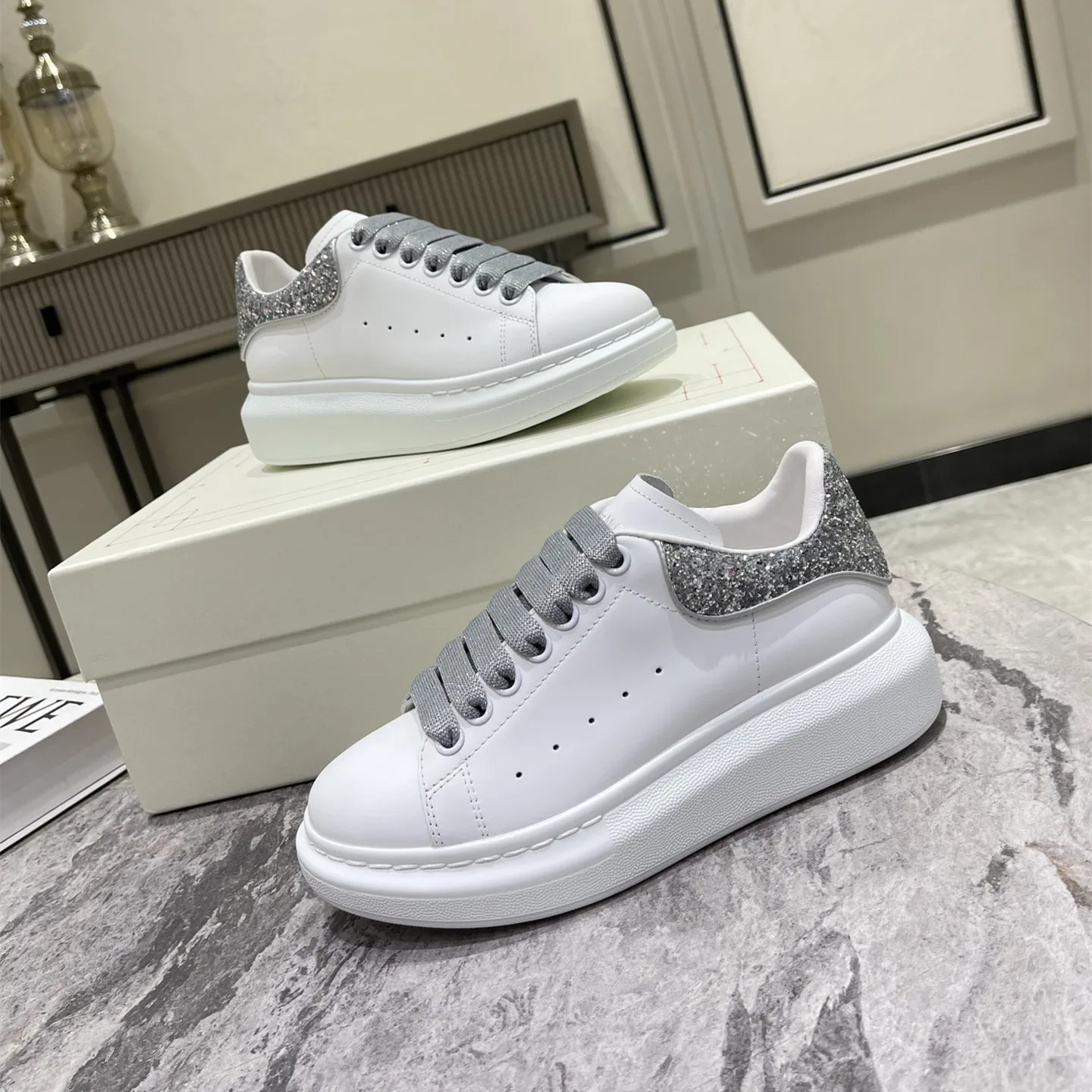 2022  Luxury Designer Famous Brands Fashion shoes Sneakers