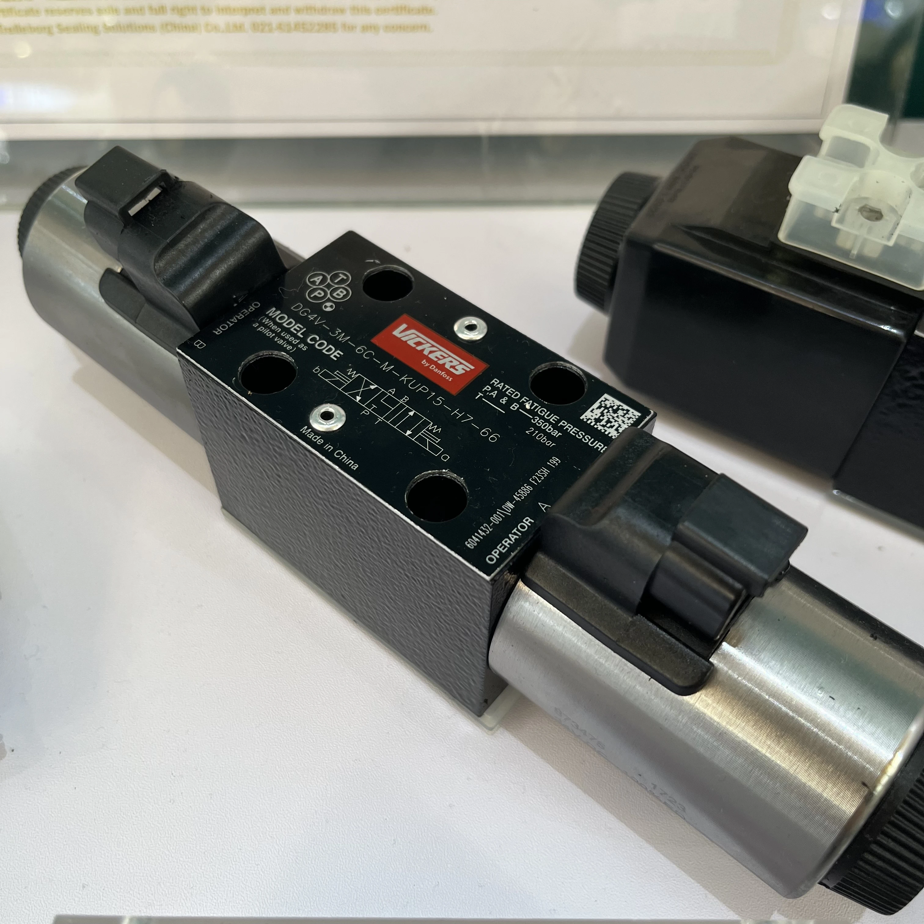 Plate valves Solenoid valves High efficiency High quality DG4V-3M-6c-M-kup15-h7-15 Hydraulic valve