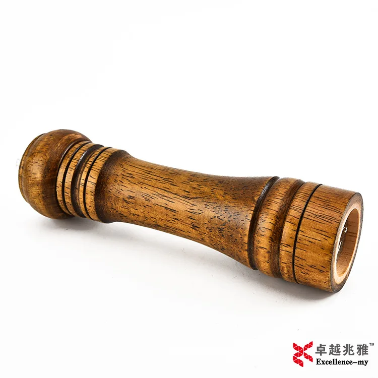 Eco Friendly Nordic Kitchen Cooking Wooden Accessories Manual Timber Herbs Chili Milling Rubber Wood Manual Salt Pepper Grinder