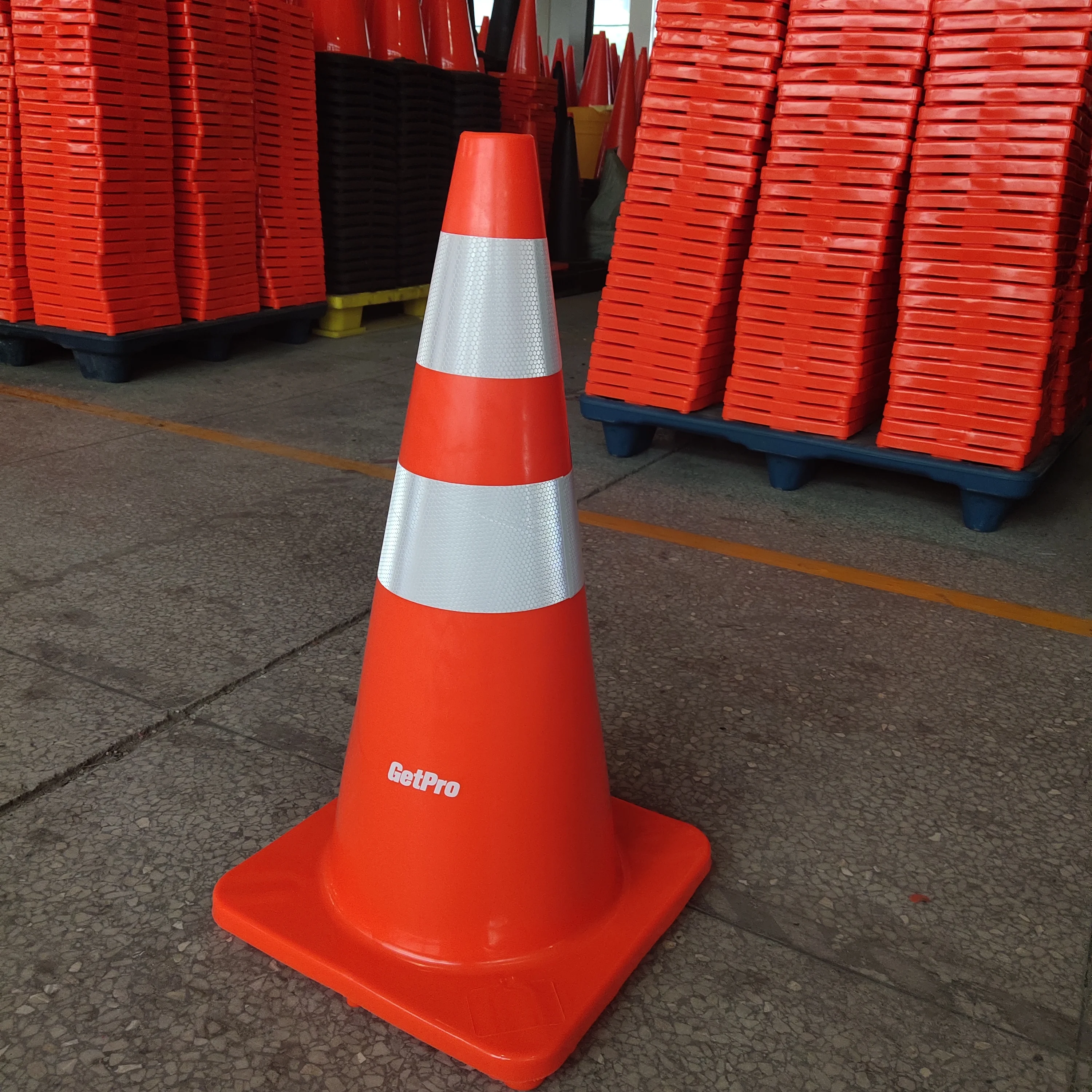 15+10 CM High Visible Reflective Band 70 CM Height Compression  Resistance PVC Colored Traffic Cone
