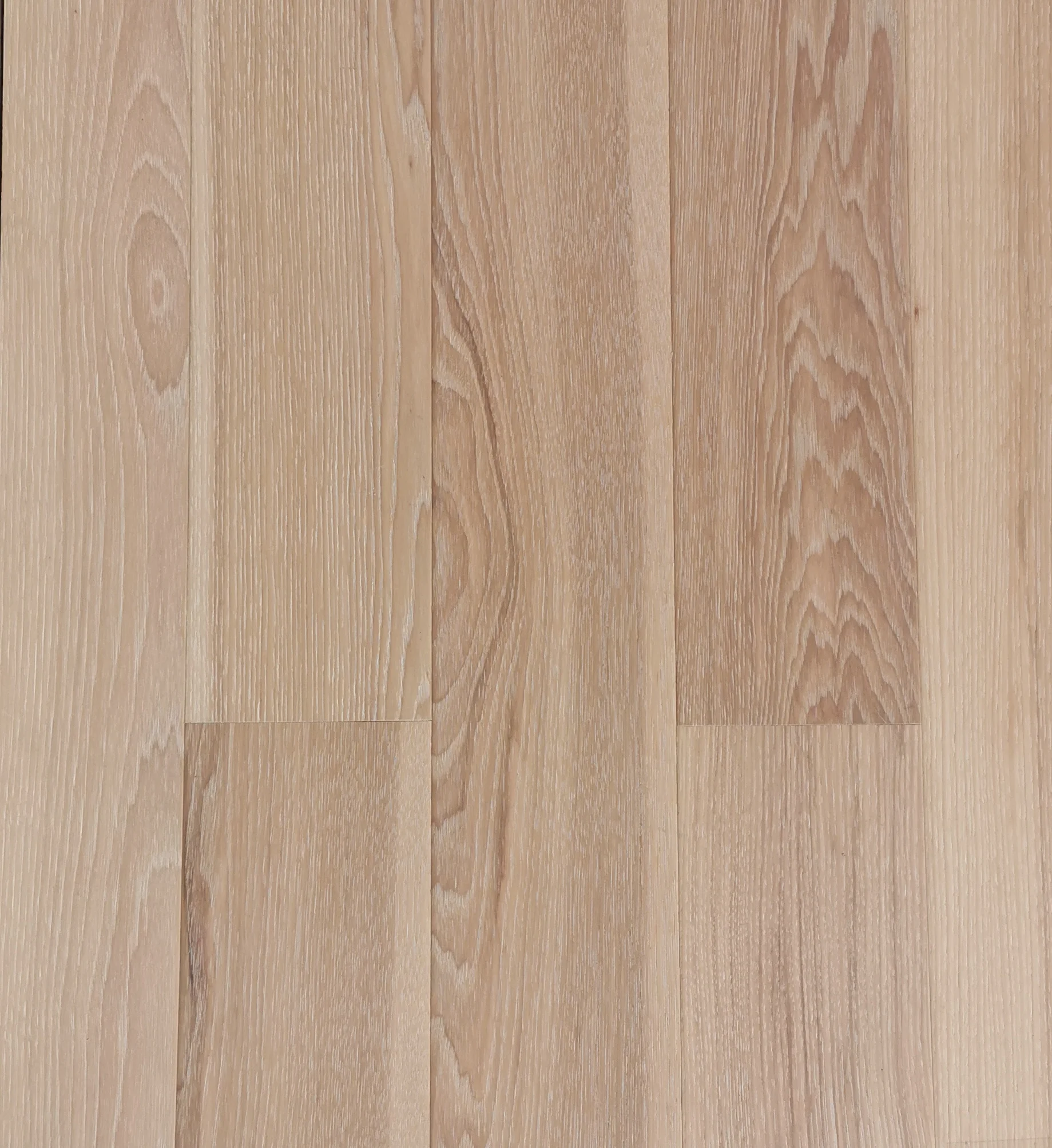 2022 Hot sale Europe Oak Real Wood Veneer SPC Flooring with Brush Texture