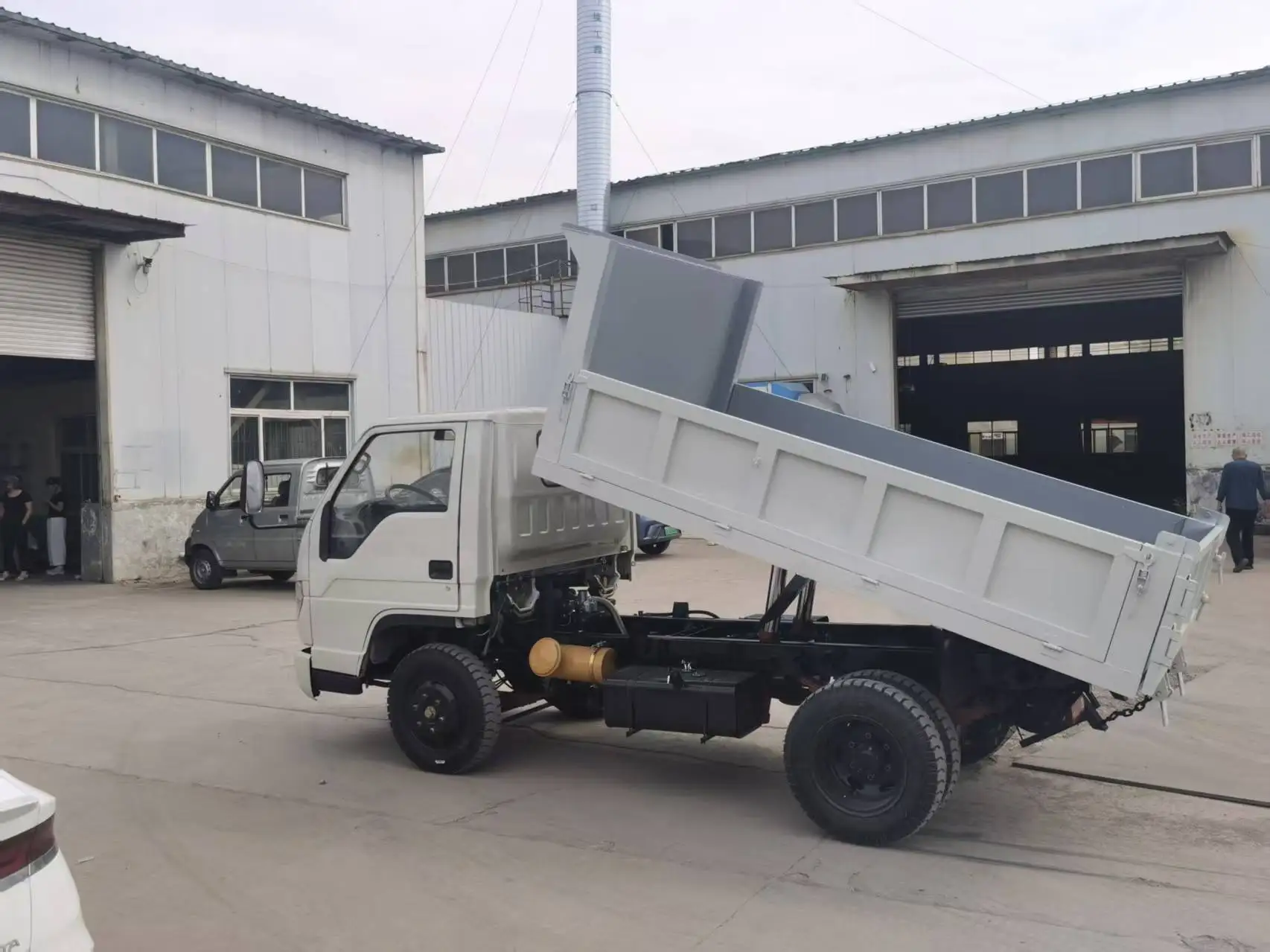 Transport Vehicle with Core Components Gearbox Bearing Motor for Engineering Machinery Mining Construction