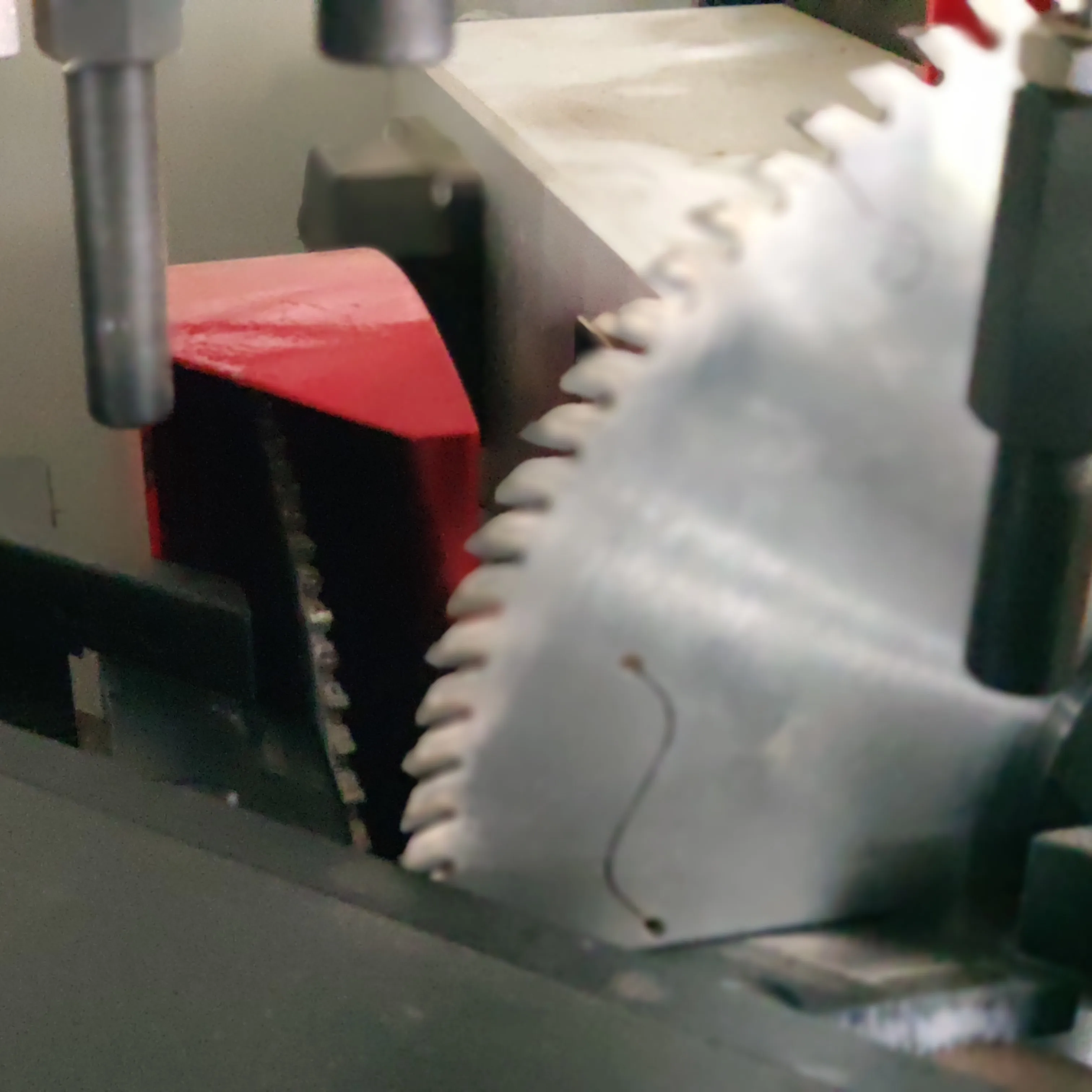 
Guaranteed quality High quality Cnc Wood Panel Cutting Machine 