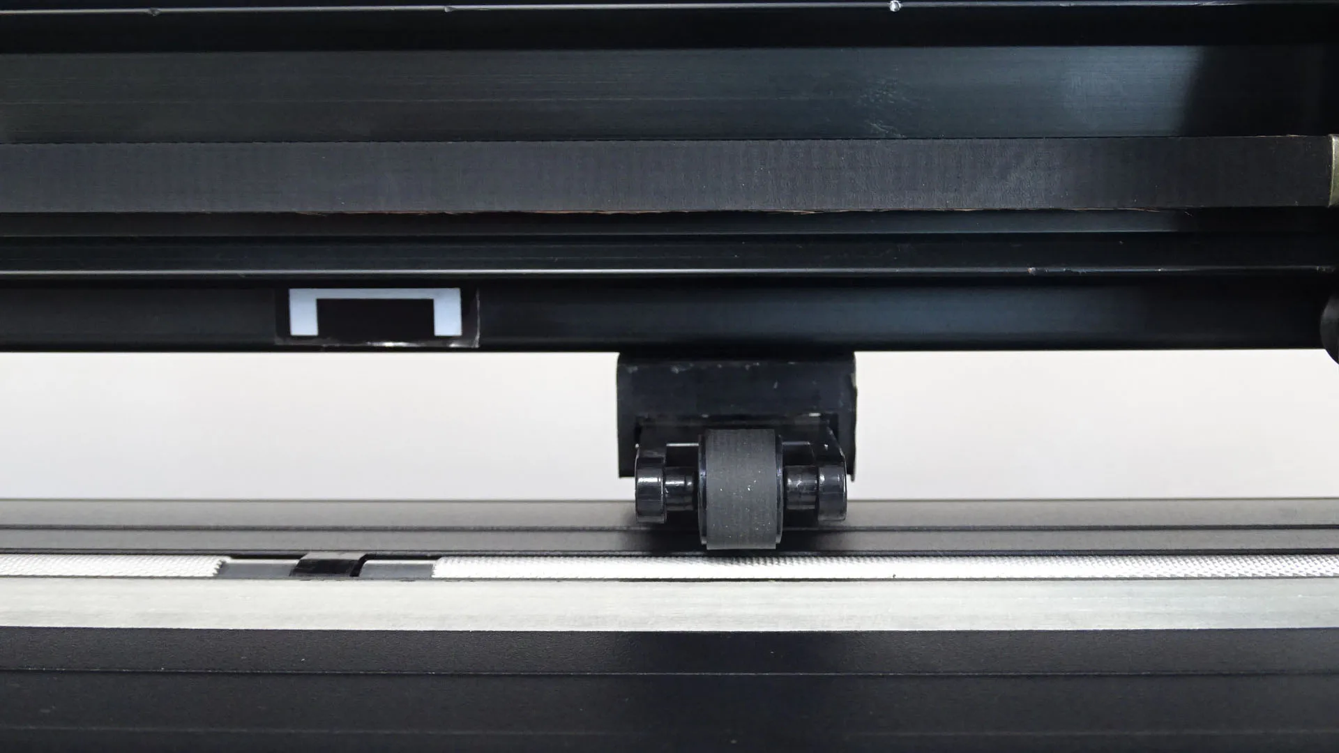 High quality  E-cut economy vinyl cutter machine Touch Screen Camera Auto Contour plotter de corte Cut graph plotter EH-720TS