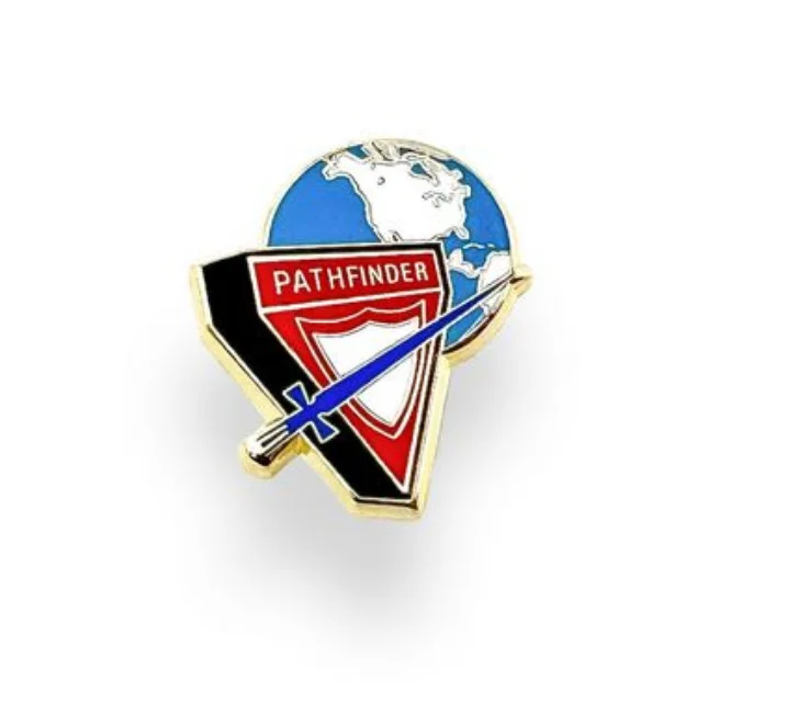 Low MOQ Pathfinder Club Believe the promise Custom Creative Badge Enamel Metal Brooch Lapel Pin Camporee pin Folding pin