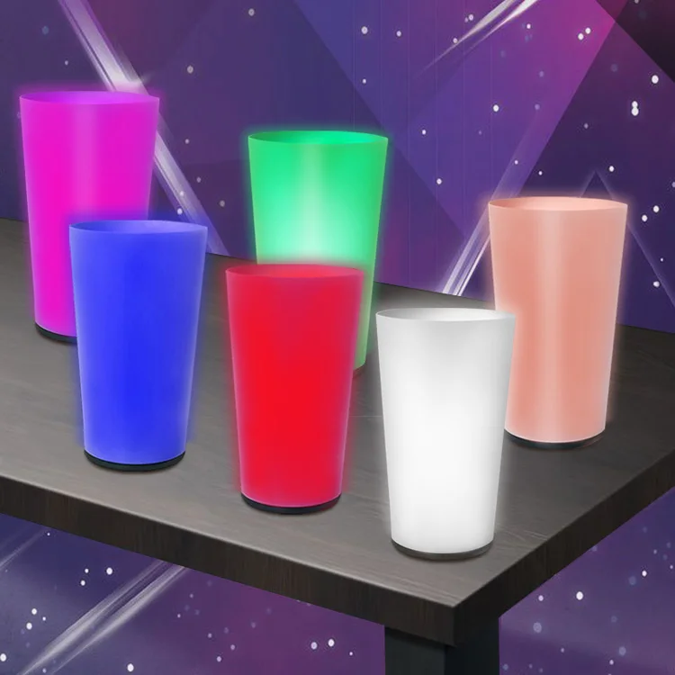 3 световых функции светодиодные чашки 12oz/14oz/16oz пластиковые Пользовательские светящиеся для