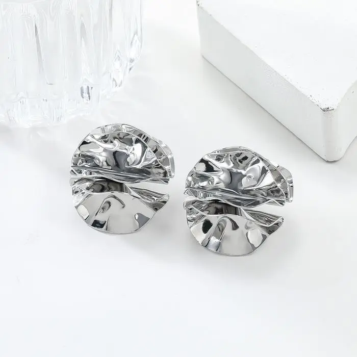 Trendy Pleated Round Metal flower Stud Earrings For Women Girls Party Holiday Gift Fashion Jewelry