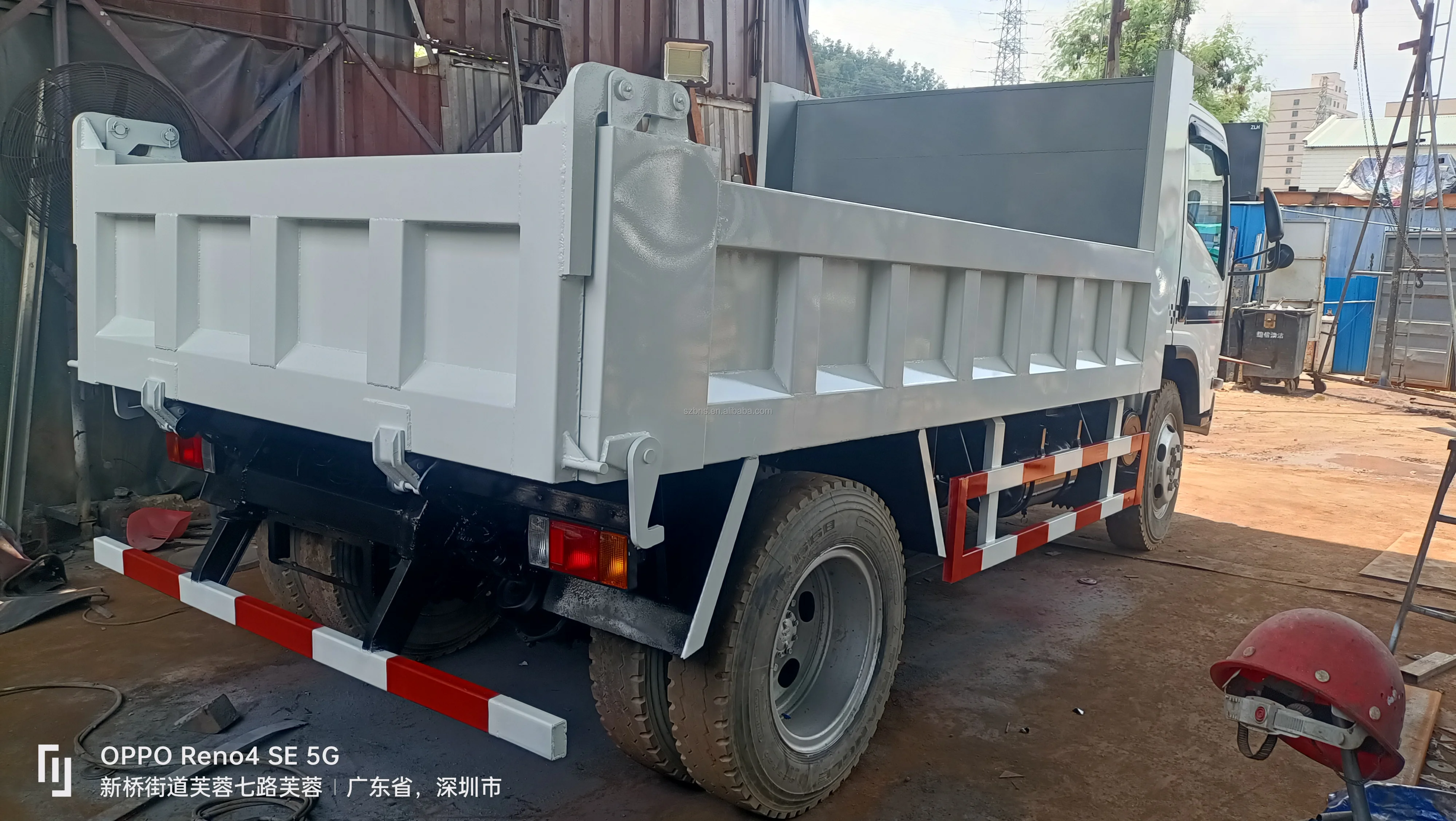 Good Condition Second Hand Tipper Truck ISUZUs 700P ELF 4WD Dump Truck Cargo Tipper Truck Price