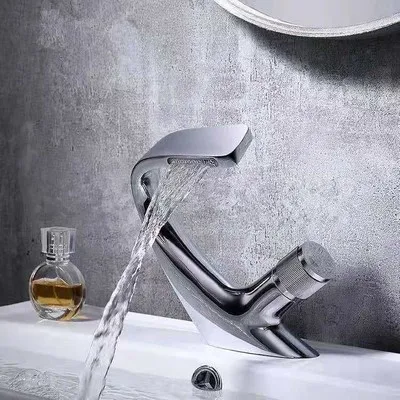 Modern Bathroom Mixer Tap Black/Gold Wash Basin Faucet Single Handle Hot and Cold Waterfall Faucet