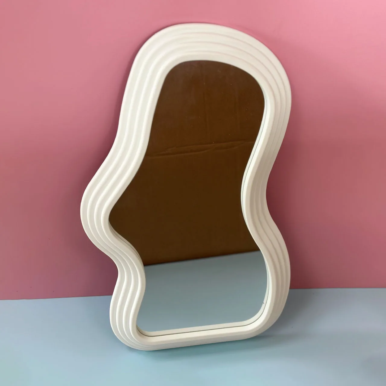Wavy Irregular Mini Shaped Mirrors Table Stand Nordic Decoration Wave Shape Small Framed Desk Mirror
