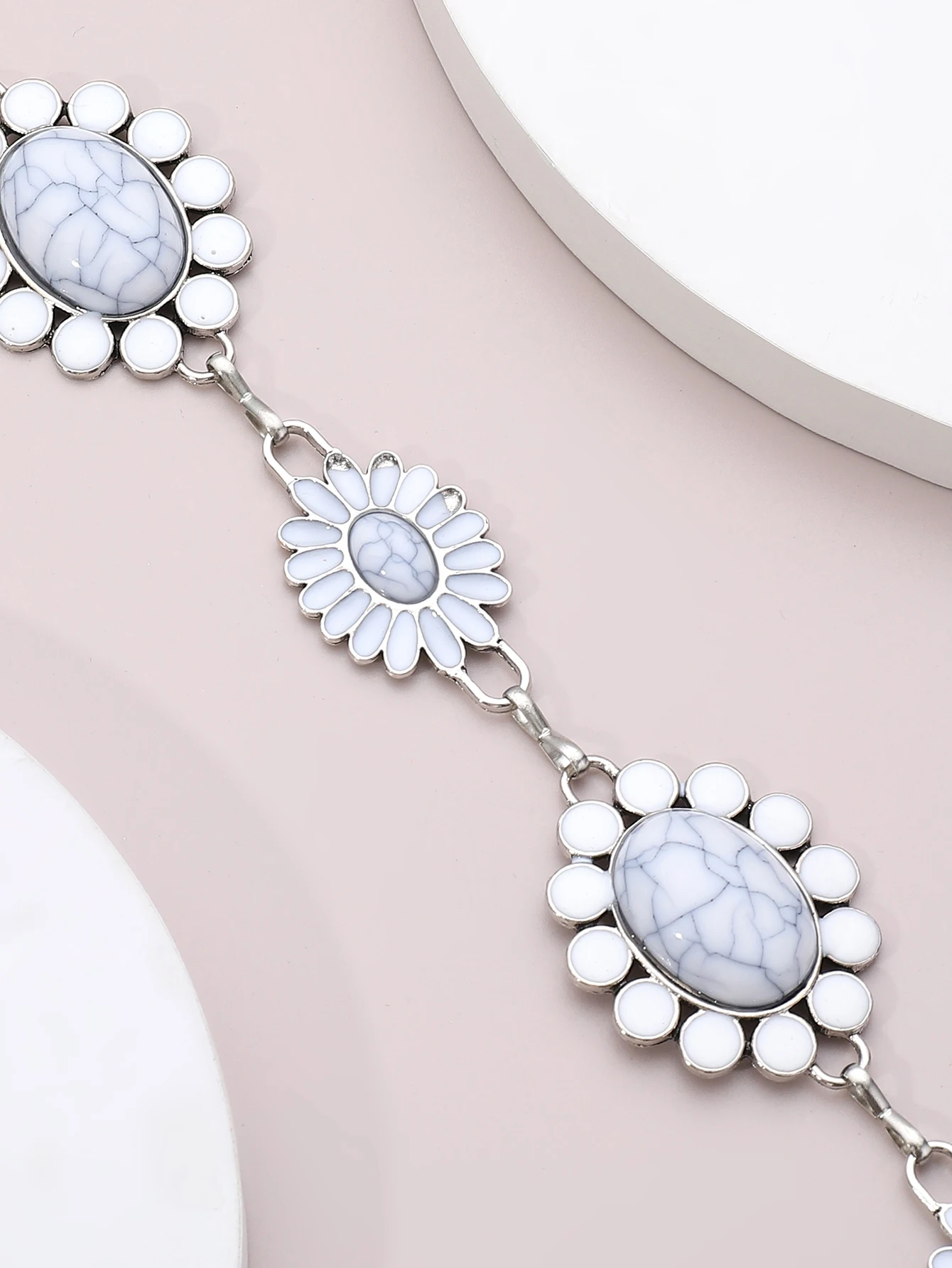 Customizable Hot Sale Bling Beautiful Girls Women Ladies Individualistic Belt Chain Belt