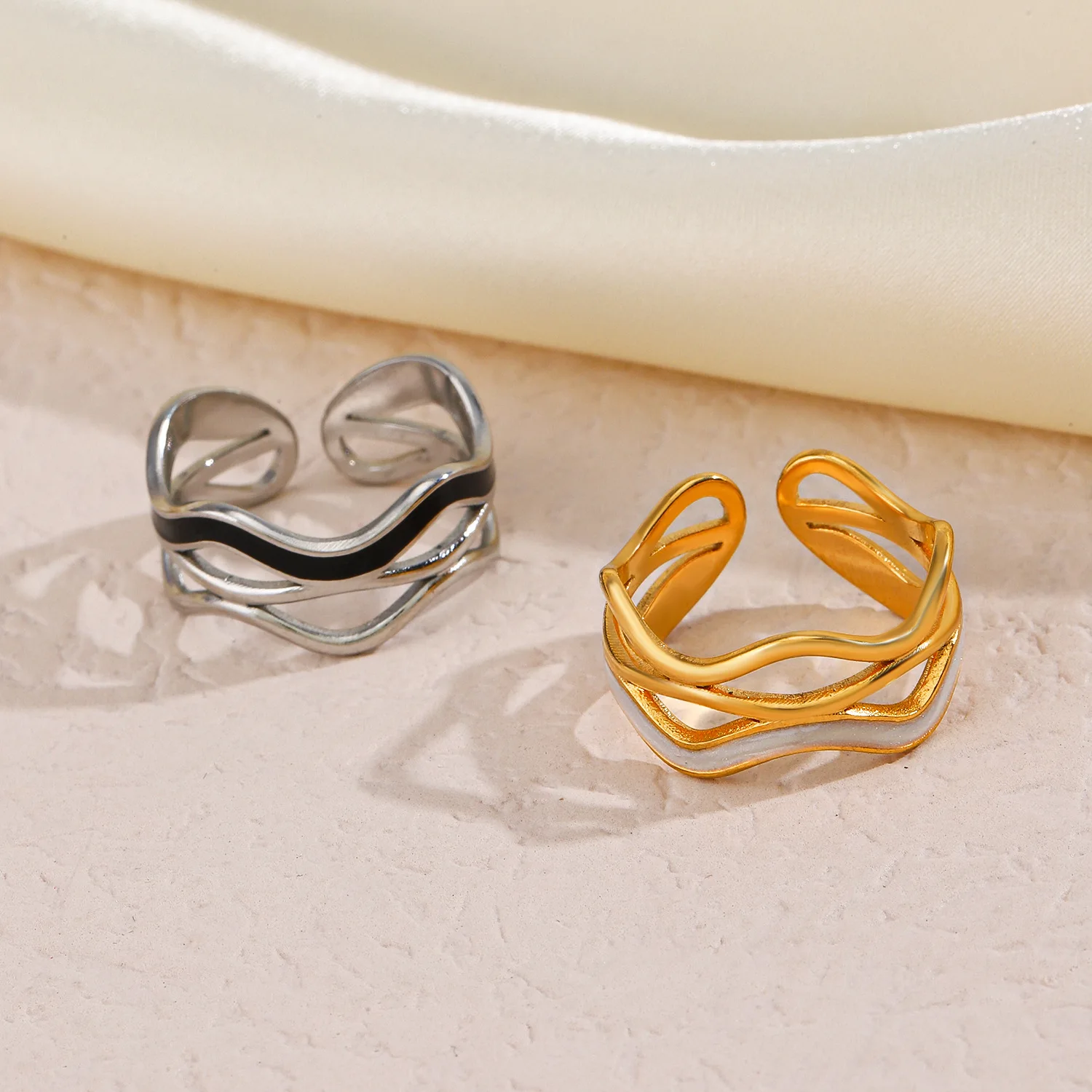 Waterproof And Non Fade Drip Oil Ring Gold Plated Hip Hop Line Wave Rings Trendy Geometry Chic Men Women Jewelry Wholesale China