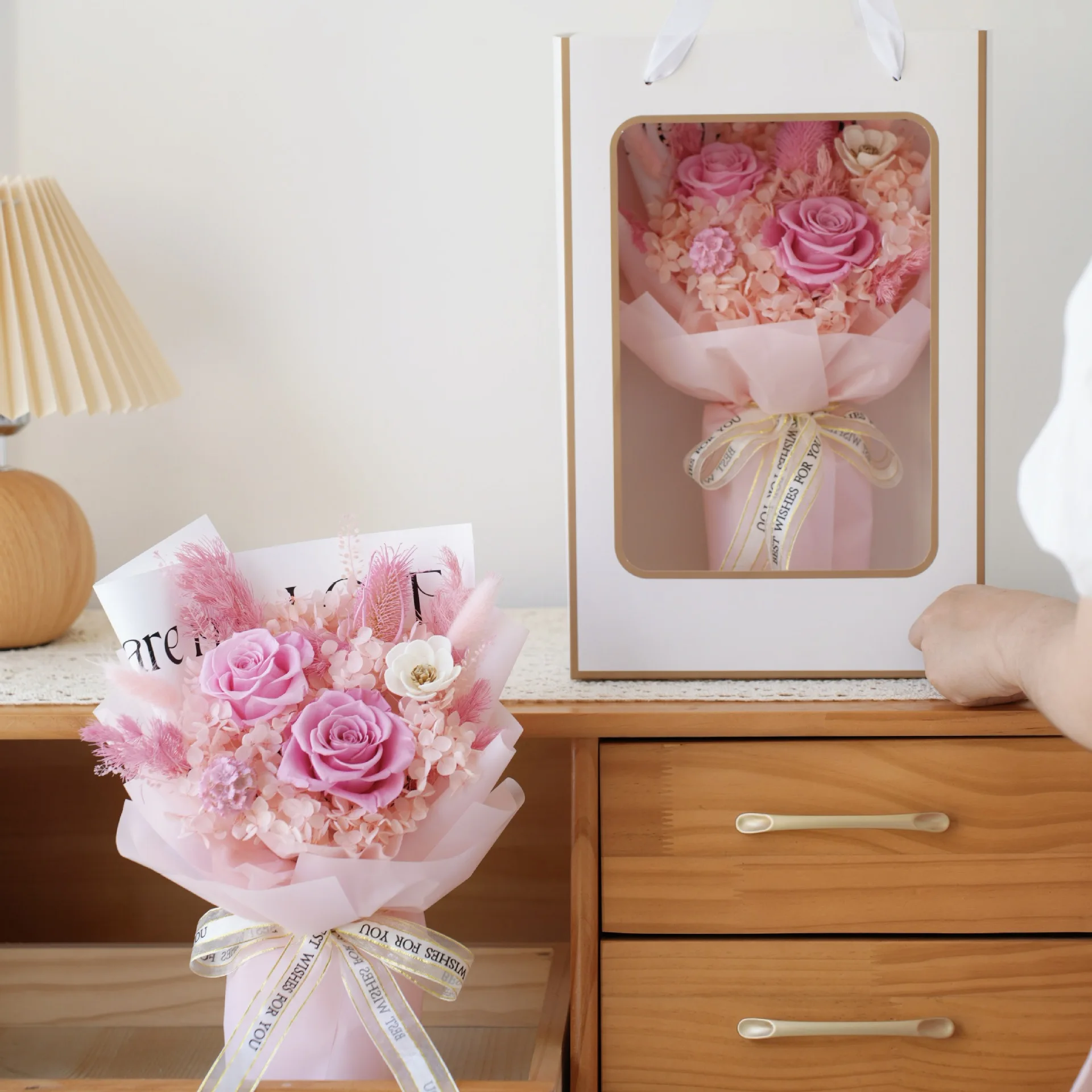 2024 Hot Selling Preserved Flower Valentines Day Gift Customized Color Large Real Eternal Forever Roses Flower Bouquets